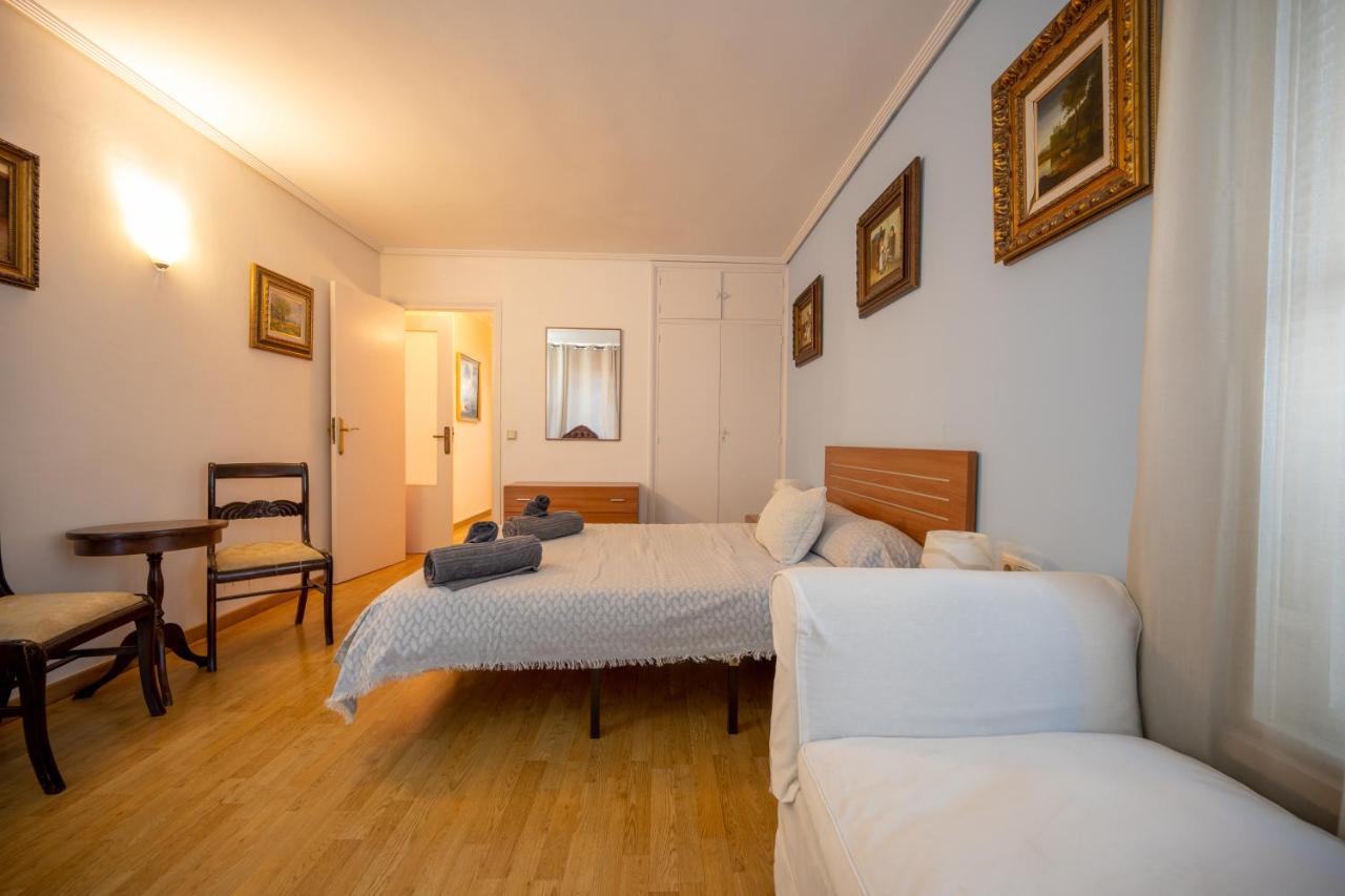 Beautiful Parque Loix 4 Bedroom Apartment Shared Pool, Tennis Court Benidorm Dış mekan fotoğraf